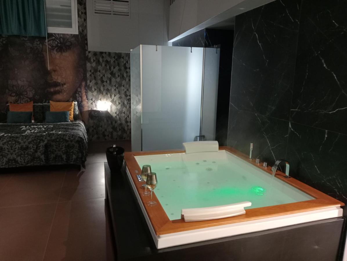 Suite Luxurya Bari Dış mekan fotoğraf