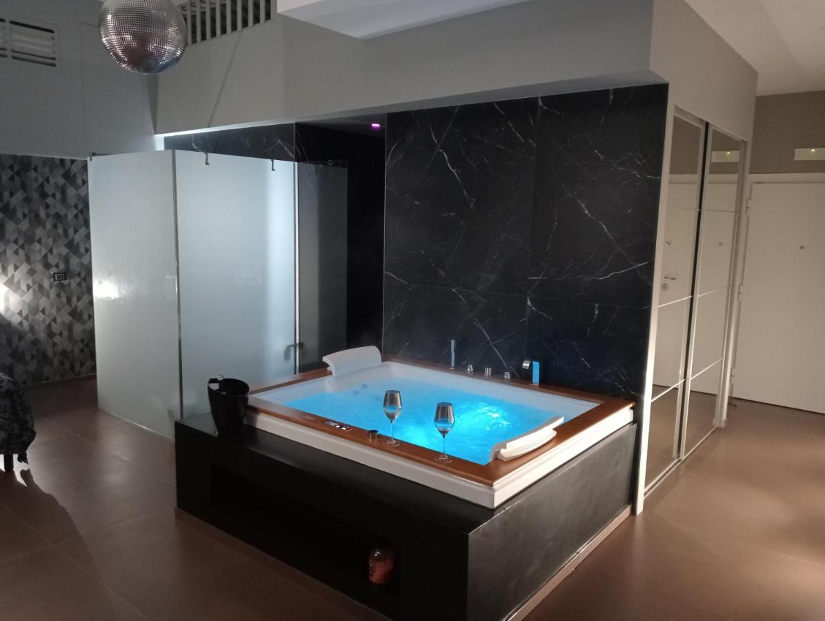 Suite Luxurya Bari Dış mekan fotoğraf