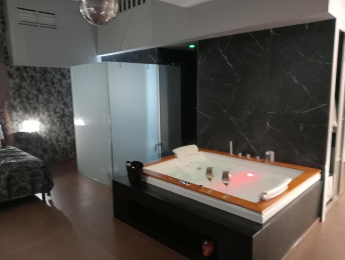 Suite Luxurya Bari Dış mekan fotoğraf